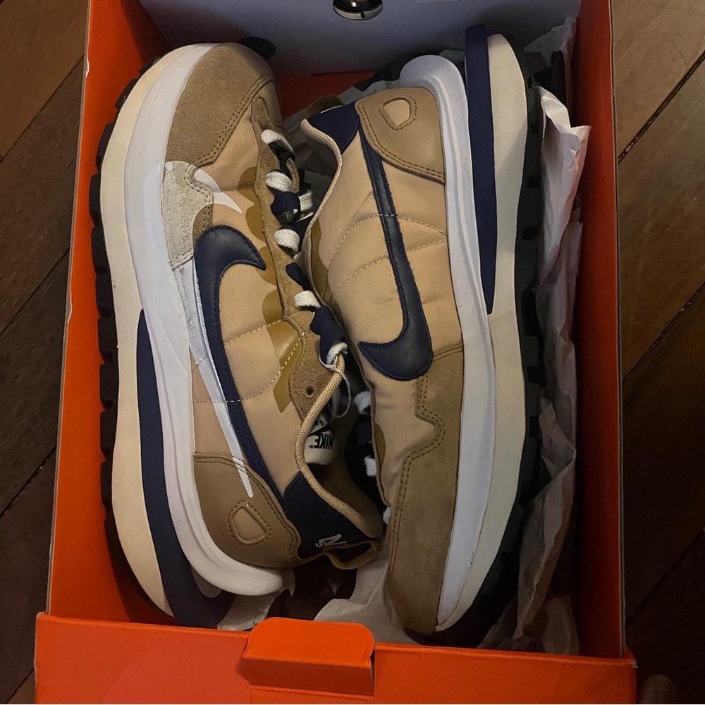 Nike Vaporwaffle “Sesame Blue Void” DS